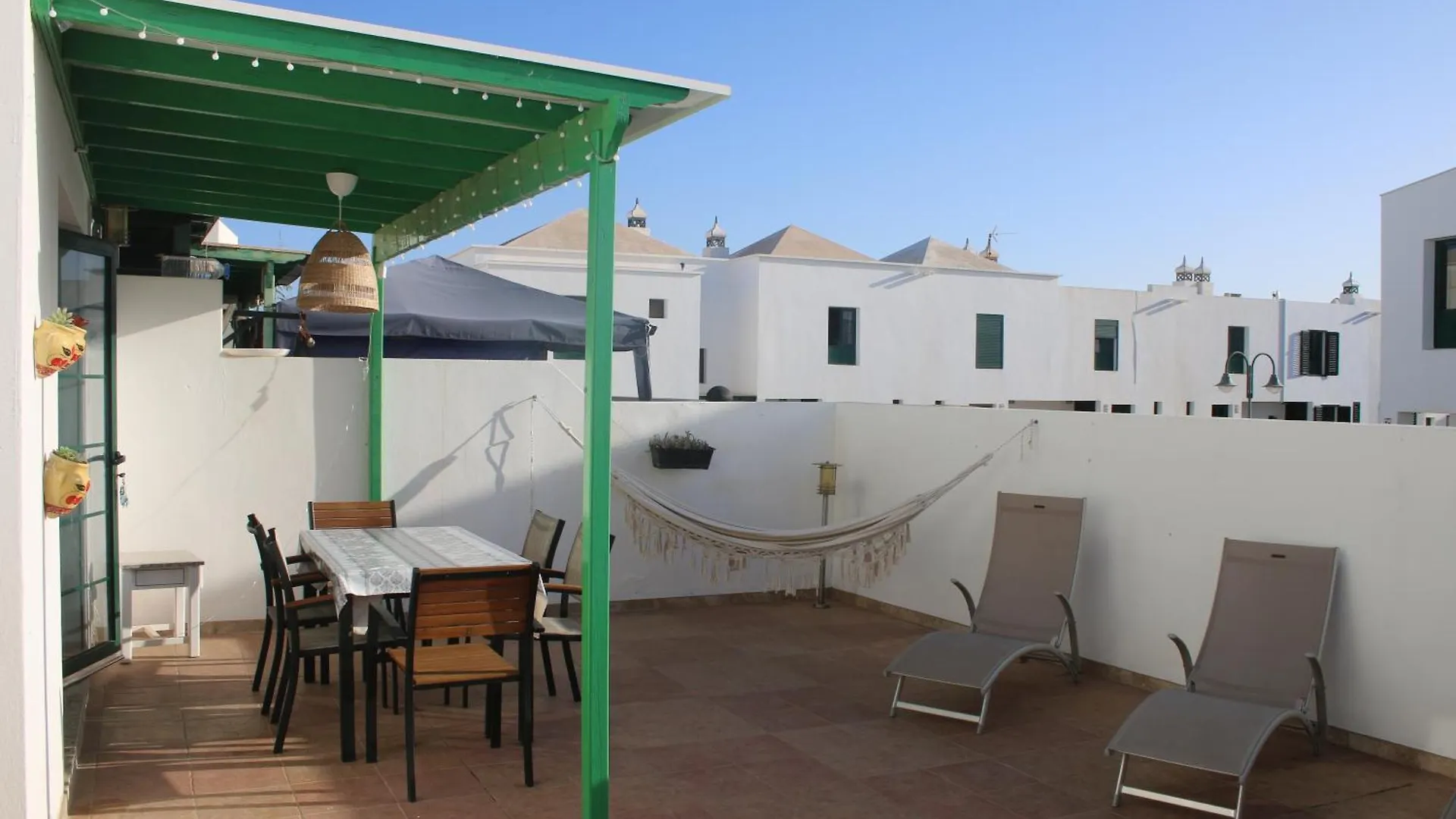 Vivilanza Surfhouse Costa Teguise 0*,  Spanyolország
